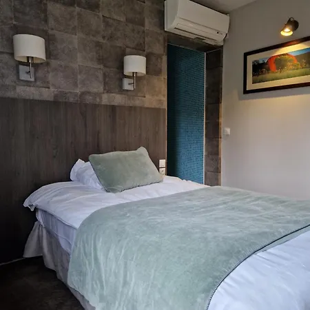Acadie Villebon Sur Yvette Hotel