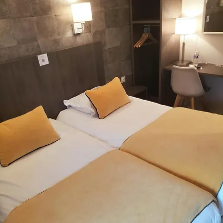 Acadie Villebon Sur Yvette Hotel